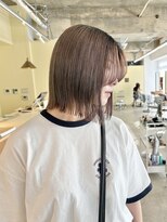 ロジェ(loje)&nbsp;20代30代40代　グレージュカラー/ダウンバング
