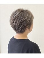 ウル(ulu)&nbsp;白髪ボカシ　５０代　ハイライト　名東区美容室