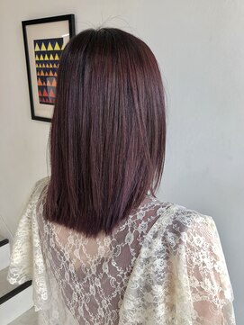 ノア(noa.) 濃厚なピンクブラウンのストレートボブ♪