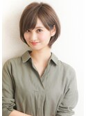 30代・40代小顔マニッシュワンサイドショートボブ黒髪前下がり