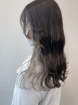 アライブ キチジョウジ(ALIVE Kichijoji) 韓国風インナーカラー×シルバー/イヤリングカラー