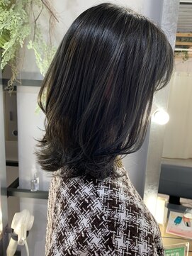 ザ ラボ アングゥ(The Labo ungu) グレージュ/レイヤースタイル／髪質改善カラー