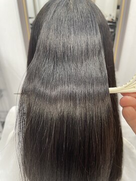 エスカーラ 表参道(THE ESCALA) @aidaman321/ゆるふわロング/センターパート/スイートAライン/