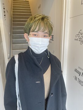 アイリー 名古屋(A/LEE) カーキ／ショート