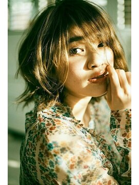 アールクリエイション(AHL creation) くせ毛ショート 抜け感ヘア