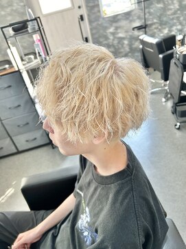 スラン 宇都宮(SLAN) ホワイトカラー×スパイラルパーマ