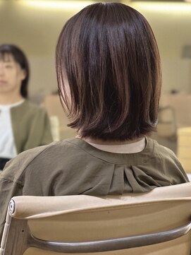 トランクサロンカッパード 大人ぱっつんボブ＋イルミナカラー＋生コラーゲンTR