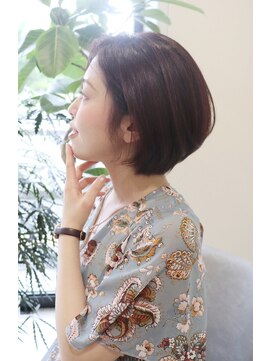 アイ(I.) 【 Ｉ. 】30代からのナチュラル前下がりショートボブ　川口