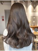 アッシュベージュくびれヘアモテ髪フェミニンロング
