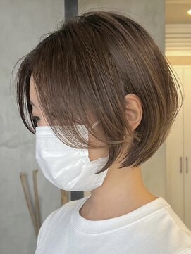 ディバイン 船橋店(divine) 船橋大人ショートボブイルミナカラー丸みレイヤーくびれショート