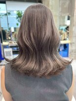 エリマ 横浜西口(elima)&nbsp;横浜西口イルミナカラーミルクティーベージュヘーゼルベージュ