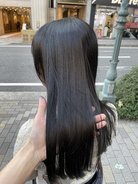 ルフトバイアンビエンテ(Luft by ambiente) 暗髪カラー