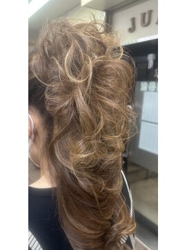 ジュン 小岩 ハーフアップ