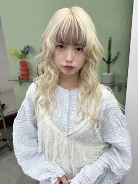 リヴ オオサカ(LIV OSAKA) ホワイトブロンド/ブリーチ2回/トリプルカラー/デザインカラー
