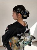 振袖に映えるタイトシニヨン