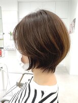 アッシュ 横浜西口店(Ash)&nbsp;横浜大人かわいい前下がりショートボブ30代40代艶髪