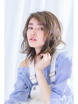 ヴァンクシー バイ ルナ(VANKCY by Luna) 【Neolive plus 向ヶ丘遊園】フワッと大人可愛いミディアム