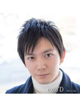 メンズサロン エクシア トップ短めで長めのバング設定が魅力のメンズショート30代/40代