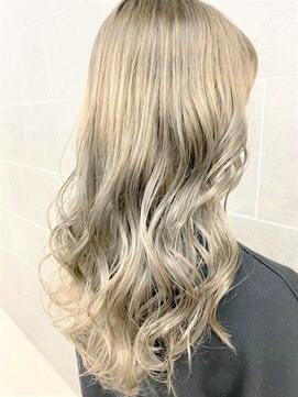 サンクレポ ダブルカラー/プラチナグレージュ　佐藤拓哉