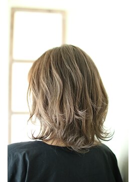 シェリー アン(cherie un) 外国人風ロブウルフ