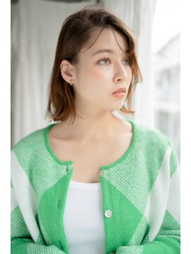 マグノリア オモテサンドウ(MAGNOLiA Omotesando) フェザーバングで魅せる大人かわいいニュアンスボブレイヤー