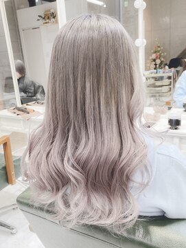 デイズ(days) ホワイトグレージュカラーミルクティーカラー　ヘアカラー