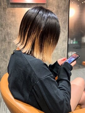 アースコアフュールボーテ 笛吹店(EARTH coiffure beaute) ホワイトベージュ_ハイトーン_グラデーション_切りっぱなしボブ