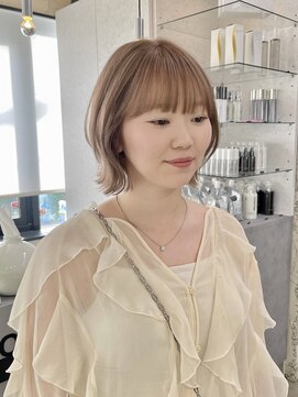 シェノン 表参道(CHAINON) レイヤーボブ　レイヤーカット　ボブ　ミルクティーベージュ