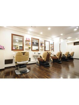 丁寧なカウンセリングで一人ひとりのライフバランスに合わせ、おすすめのヘアスタイルをご提案いたします♪