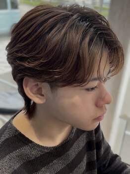 ガク(gaku)の写真/【メンズの支持がアツい】<カット+パーマ￥9100～>リピーター多数！清潔感溢れるスタイルで印象UP◎