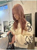 ピンクベージュ