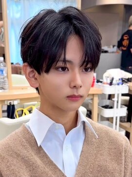 ナチュラル 渋谷(NATURAL) ●フェザーパーマ／スパイキーショート［メンズ／渋谷］