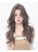 大人可愛いロングレイヤースタイル