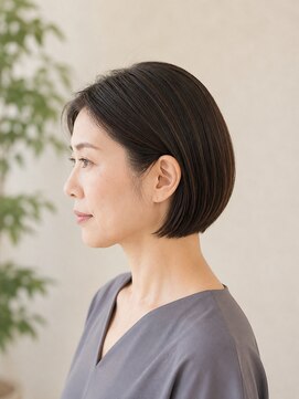 トリコバイフェイス (Trico by FACE) ショートカット/ショートボブ/白髪ぼかし/   30代/40代/50代