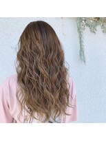 カノンヘアー(Kanon hair)&nbsp;細ハイライト×ロングヘア