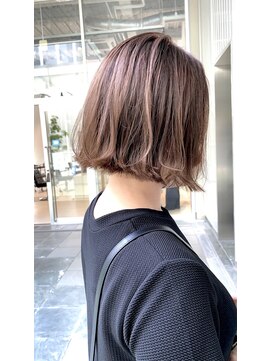 マイティ バイ エイチ(mighty by H) レイヤーボブ くびれヘア