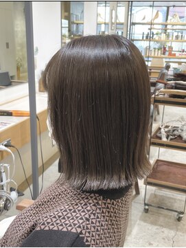 ジャムバイネオリーブ 高円寺(jam by neolive) パツっと切りっぱなしボブ