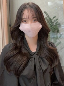 ユニ 表参道(uni) 大人気の韓国くびれヨシンモリヘア/エギョモリ