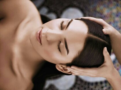 初回限定【コリ改善!!】カット+スペシャルマッサージシャンプー\4950