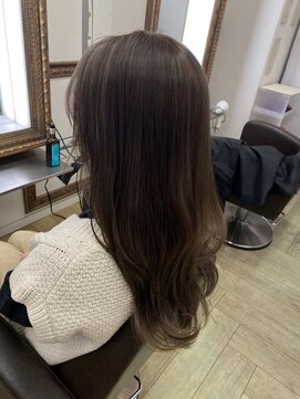 コワファースト 大分(COIFF1RST) ベージュカラー