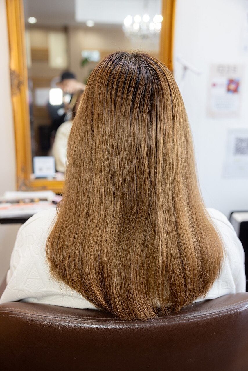 白髪ぼかしハイライト！ ミルクティーグレージュ：L209854745｜ヘアー
