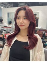 キートス(Kiitos)&nbsp;赤髪ロング韓国風ロングくびれヘア