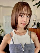 レイヤーボブ　切りっぱなしボブ