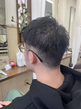 コアフィールフィス(COIFFURE fils) 《見附 今町》メンズ ツーブロック 刈り上げ