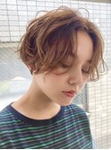 横浜西口大人ミディアムボブミディアムパーマ丸みレイヤーくびれ