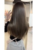 ヘーゼルベージュ&レイヤーカット《福岡透明感カラー》