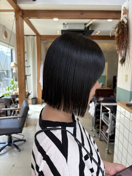 シモンズ ヘアー(SHIMONS HAIR) ぱつっとボブ