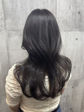 アリアバイエクラート 新宿南口店(ARiA by ECLART) ★レイヤーカットでくびれる韓国ヘアと艶グレージュ★