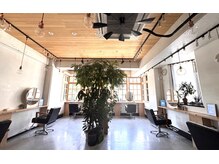 カリシア(CARICIA)の雰囲気（店内は開放感があり居心地が良いと好評です。《PR:髪質改善》）