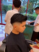 キングスマントーキョー 府中店(KINGSMAN TOKYO)&nbsp;サイドパート